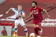 ayx-利物浦客场遭遇逆转，暂时失去榜首位置 